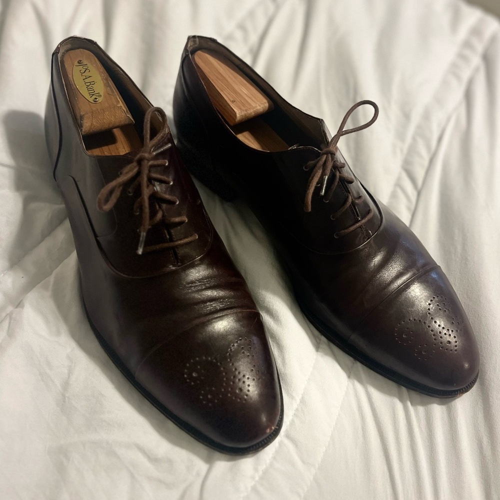 BALLY men’s dress shoes. Size 11